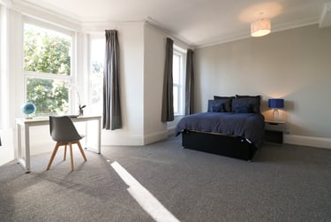 7 bed house, May Terrace, Lipson, Plymouth, PL48PP - Image 7